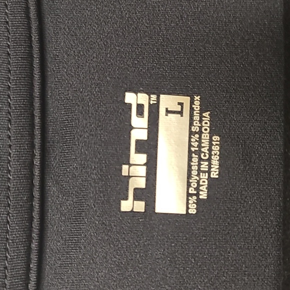 Hind Hydra Athletic Crop Top - NWT - Size Large - Black - Picture 2 of 7